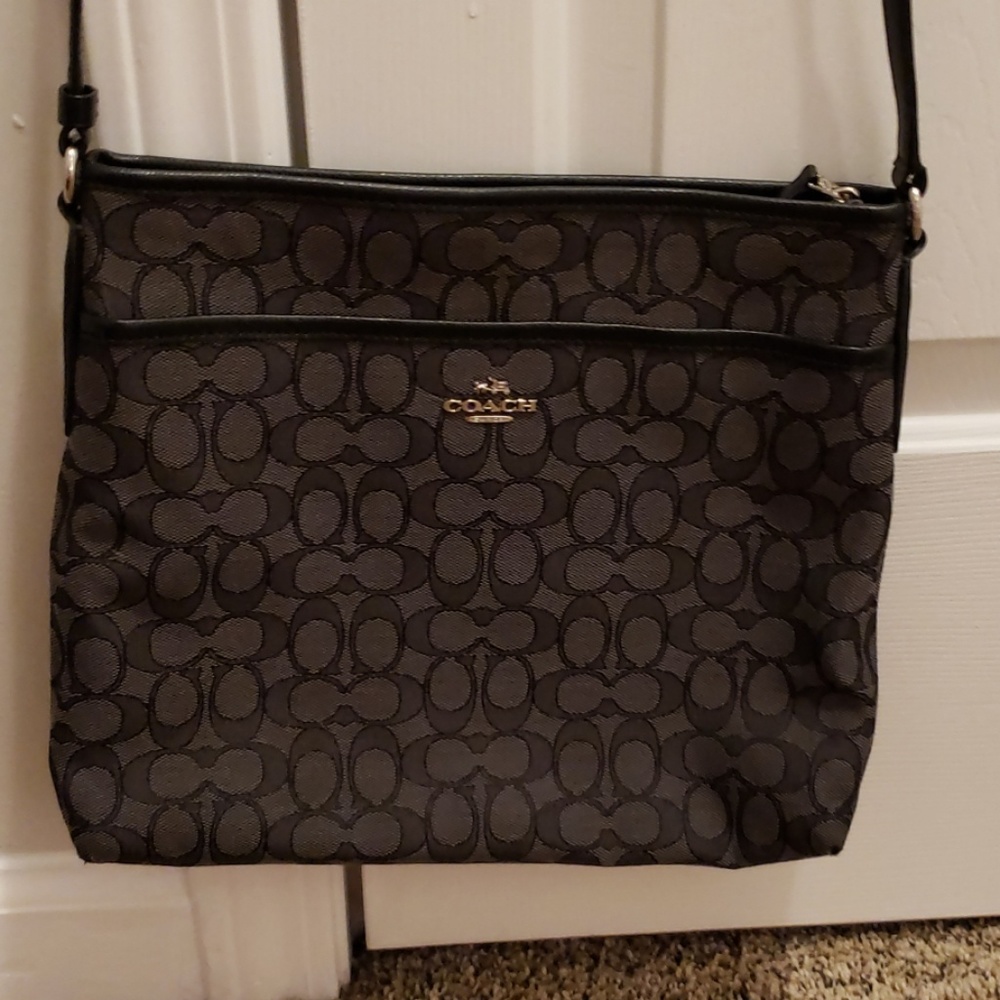 Medium black Coach crossbody